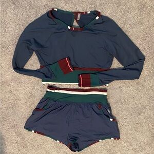 Free Movement Navy and Green Two-Piece Active Set Medium
